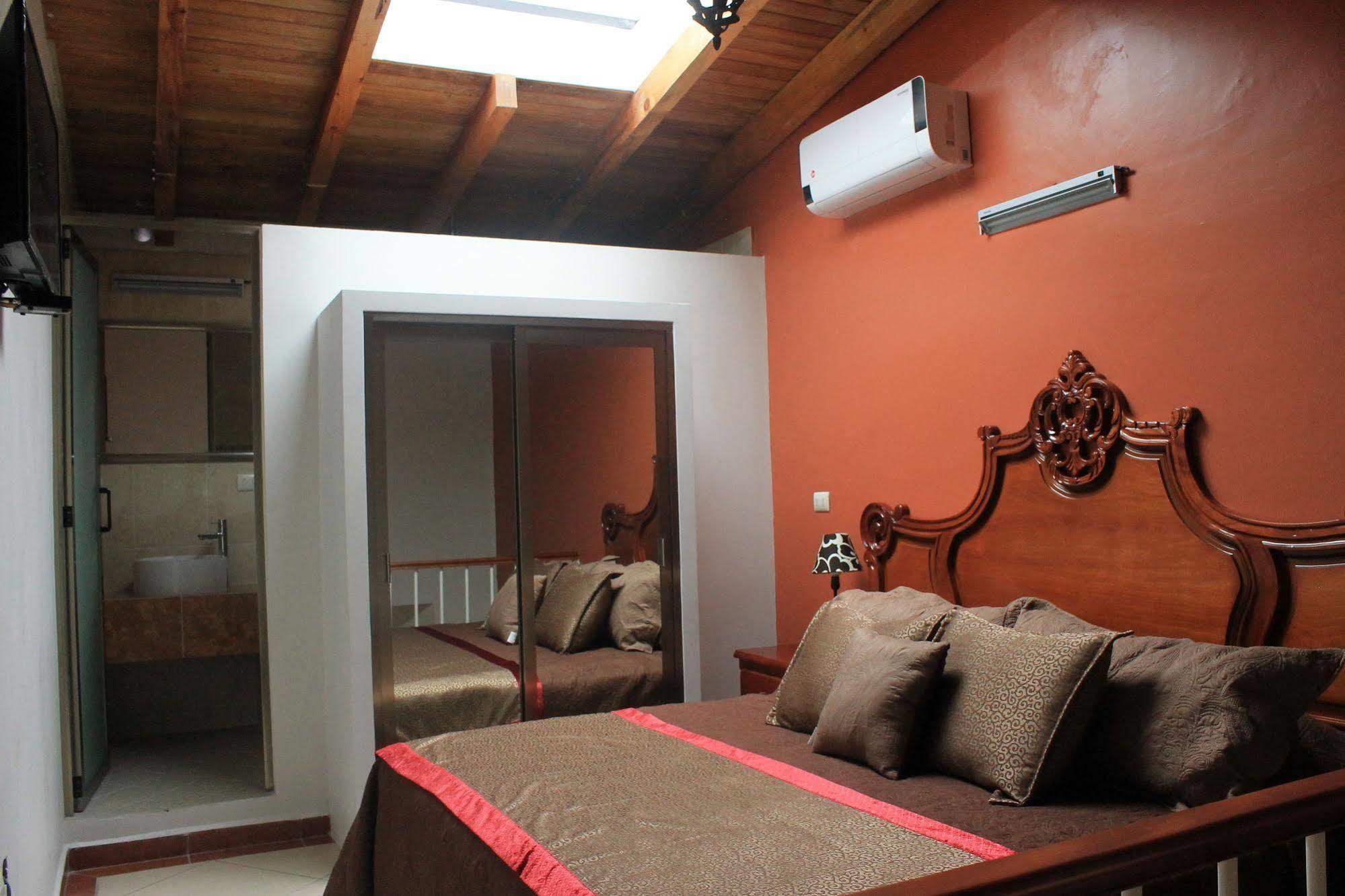 Hotel Juarez Del Centro 할라파 외부 사진